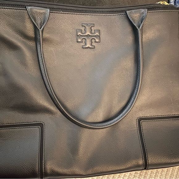 Tory Burch Handbags - New without tags Tory Burch Black Tote
